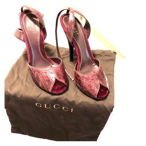 Gucci Snakeskin Peep Toe Ankle Strap Sandals
